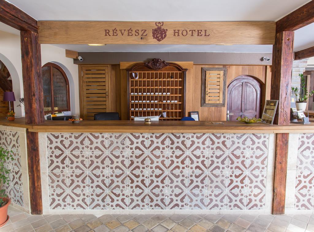 Revesz Hotel, Restaurant And Rosa Spa Yanıkkale Dış mekan fotoğraf
